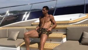 CR7