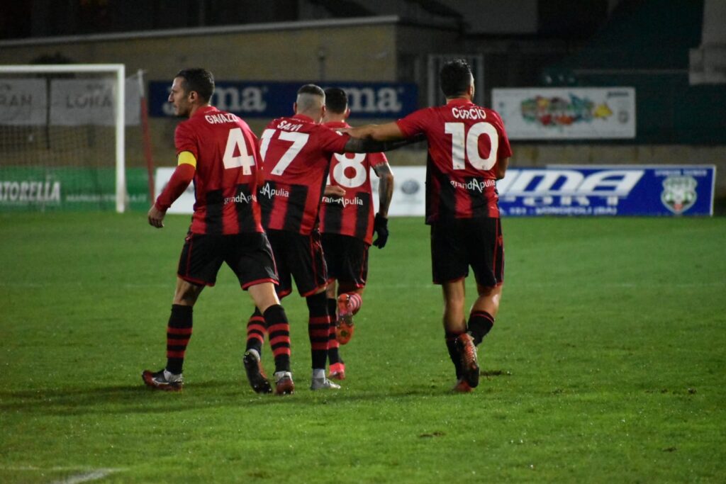 Monopoli-Foggia 2-3