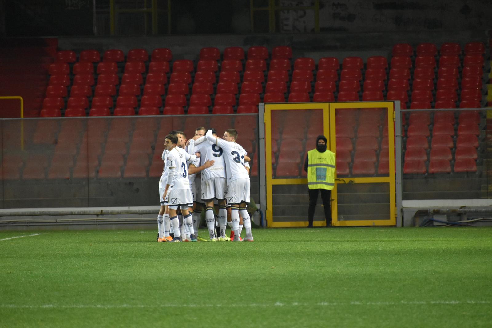 L'esultanza dei calciatori della Juve Stabia