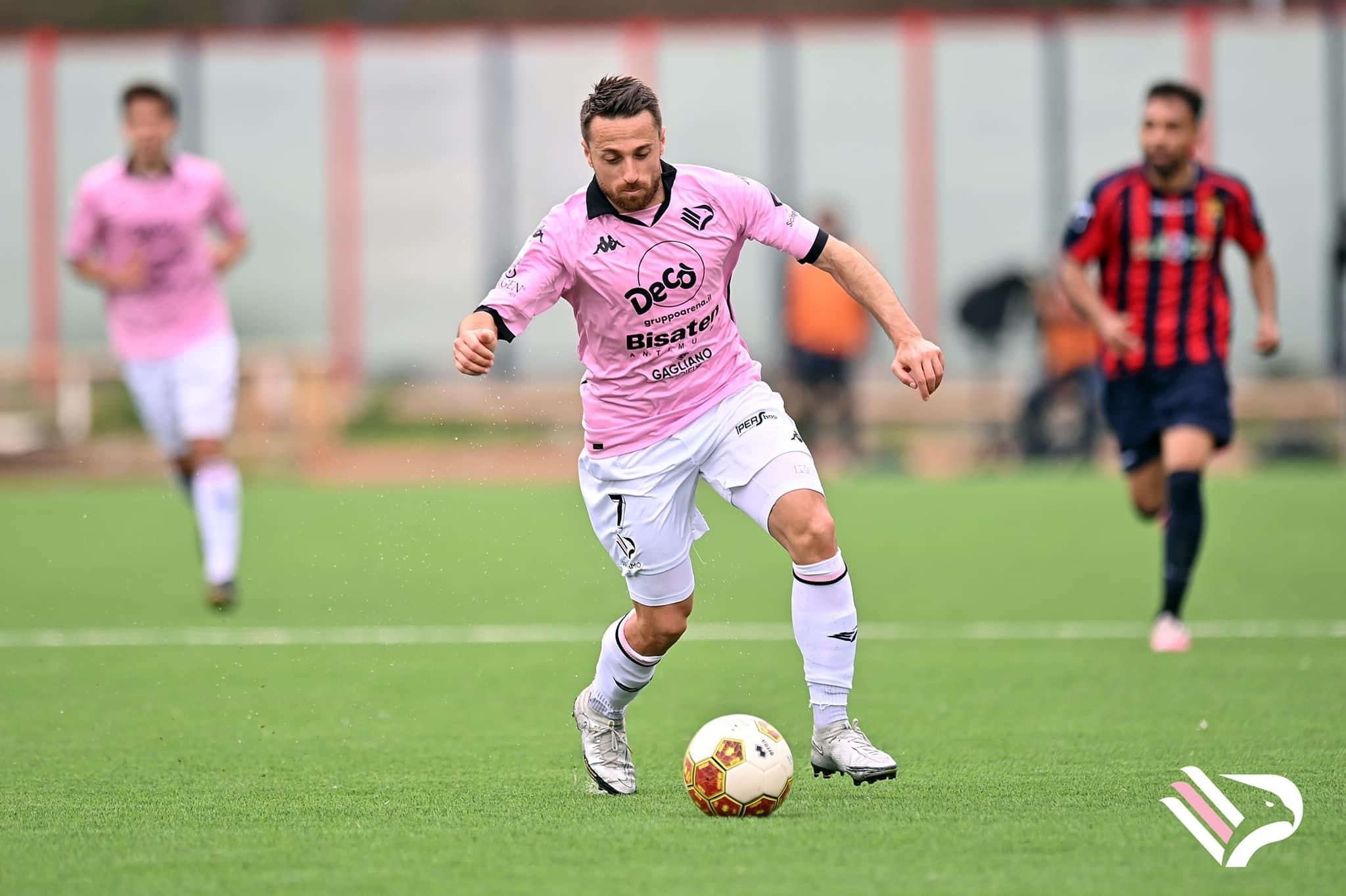 Roberto Floriano