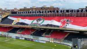 Striscione Curva Sud Foggia-Paganese
