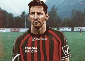 Un fotomontaggio di Leo Messi con la maglia del Foggia