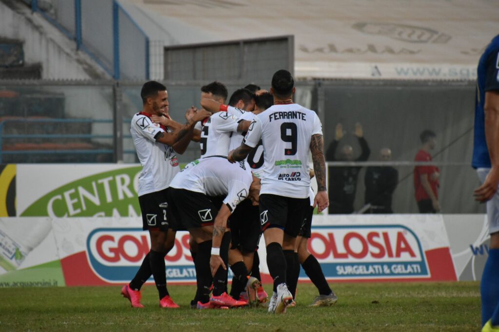 Fidelis Andria-Foggia 0-3