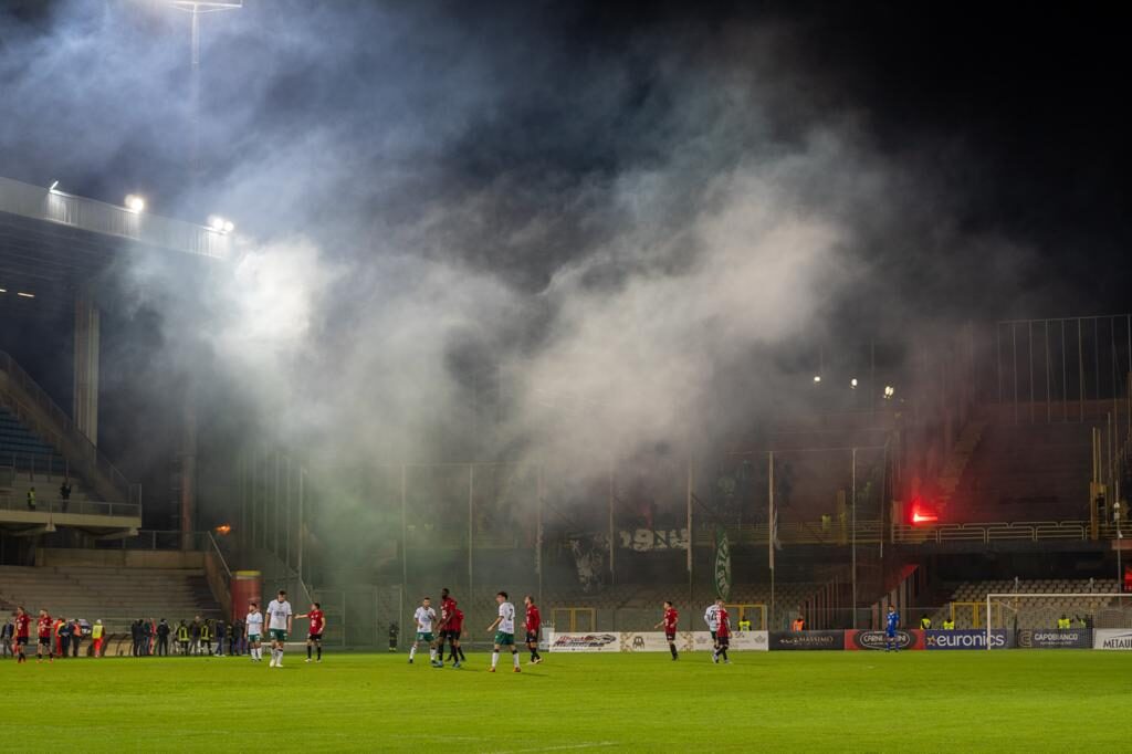 Tifosi Avellino-Foggia (divieto trasferta Avellino-Foggia)