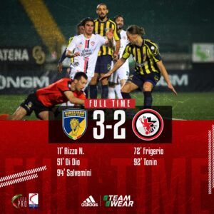 Giugliano-Foggia 3-2