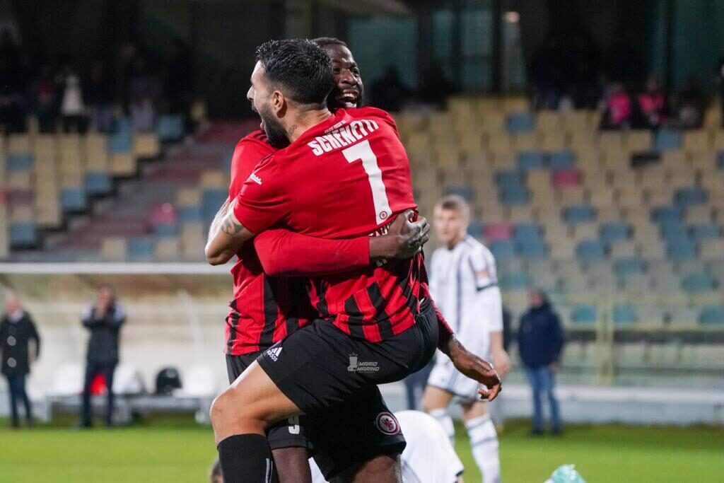 Ogunseye Schenetti Juventus Next Gen-Foggia