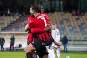 Ogunseye Schenetti Juventus Next Gen-Foggia