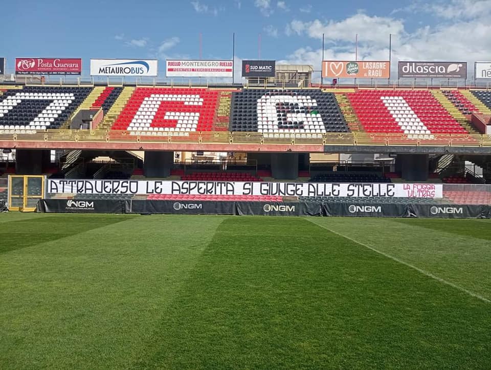 Striscione Foggia Zaccheria