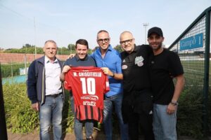 Foggia allenamento centro Folgore Caratese