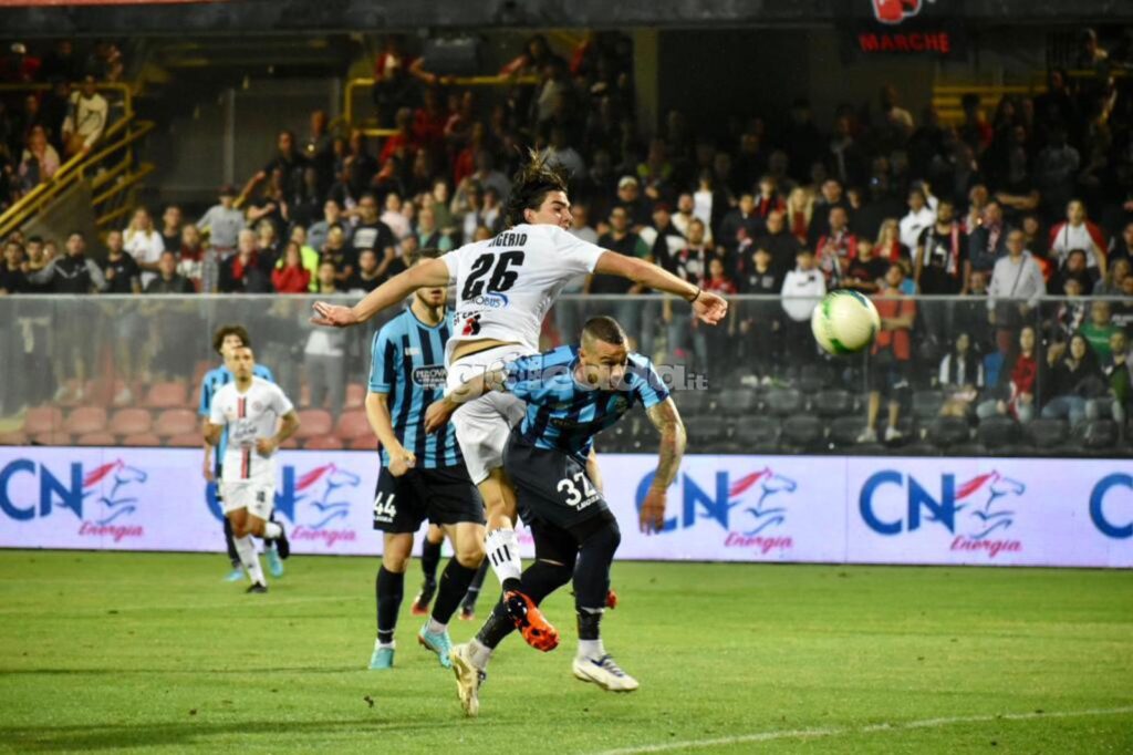 Foggia-Lecco Frigerio andata finale playoff Serie C parole Gravina