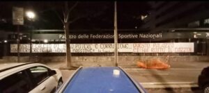 Striscione Foggia Ultras Sede CONI