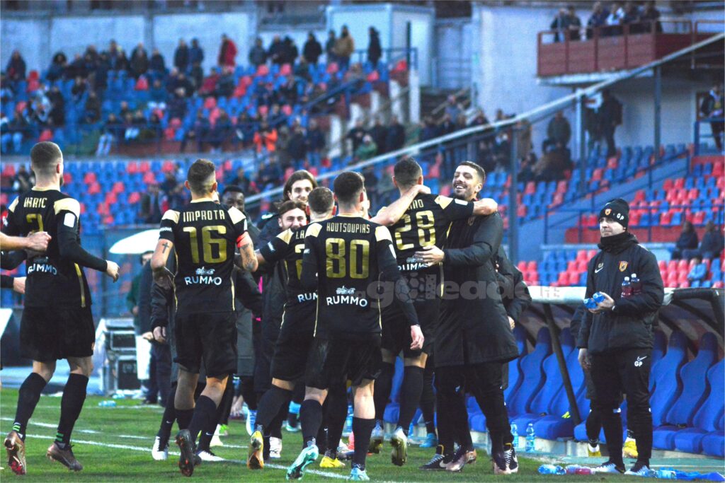 Cosenza-Benevento 1-1