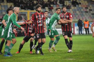 Santaniello e Carillo durante Foggia-Monopoli