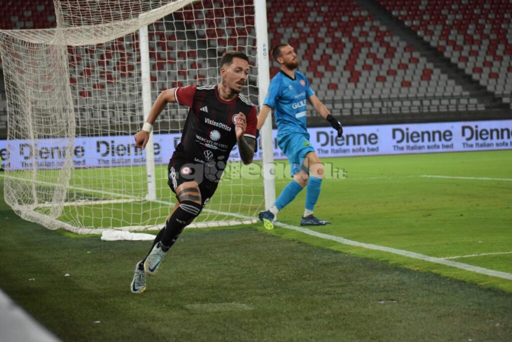 Emmausso in Team Altamura-Foggia